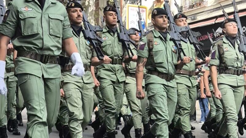 Desfile Militar 12 de octubre